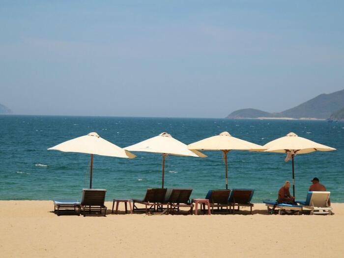 ベトナム 旧正月（テト）　ホーチミン　ニャチャン　海辺