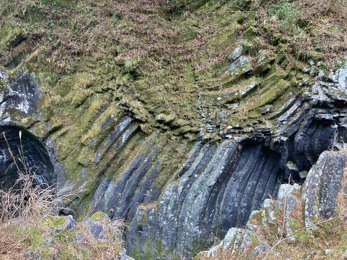 高千穂峡「真名井の滝」周辺岩　宮崎　観光