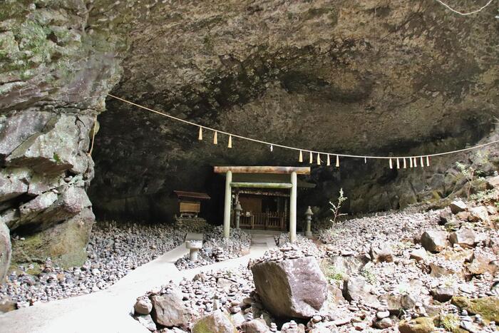 「天岩戸神社」から「天安河原」へ神話をたどる　宮崎　観光