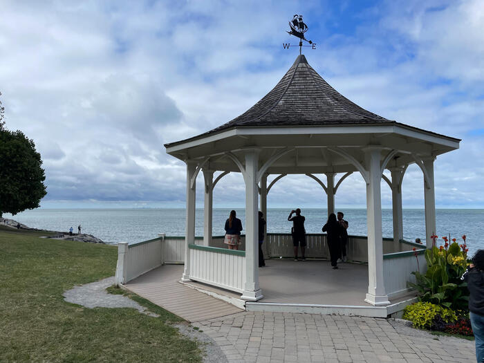 クイーンズ・ロイヤル・パーク（Queen Royal Park）のガゼボ