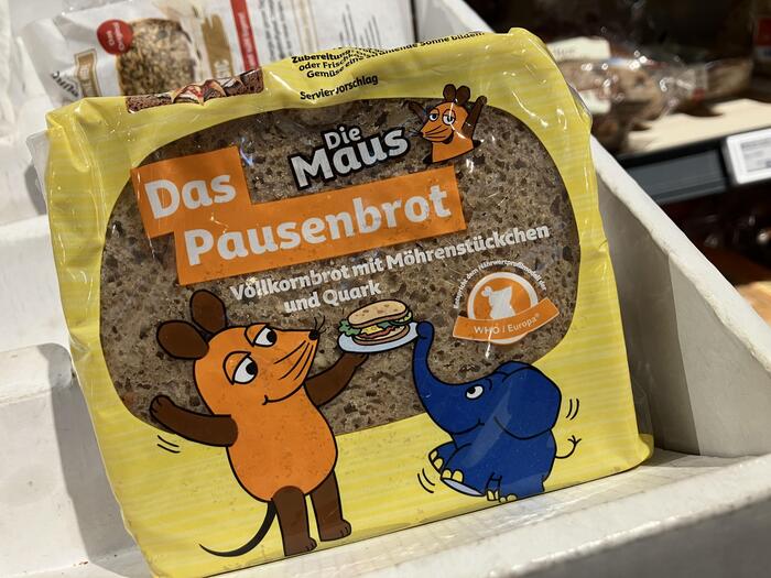 ドイツ 国民的番組のキャラクター 黒パンの商品 お土産