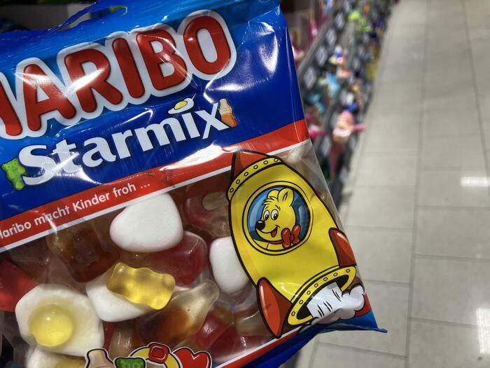 ドイツ 国民的番組のキャラクター ハリボー お土産　ゴールドベア