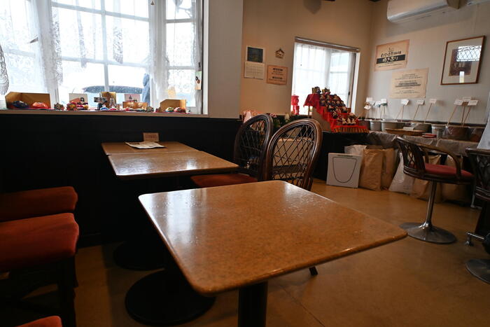 秋田県大仙市　喫茶店じゅがーる　店内