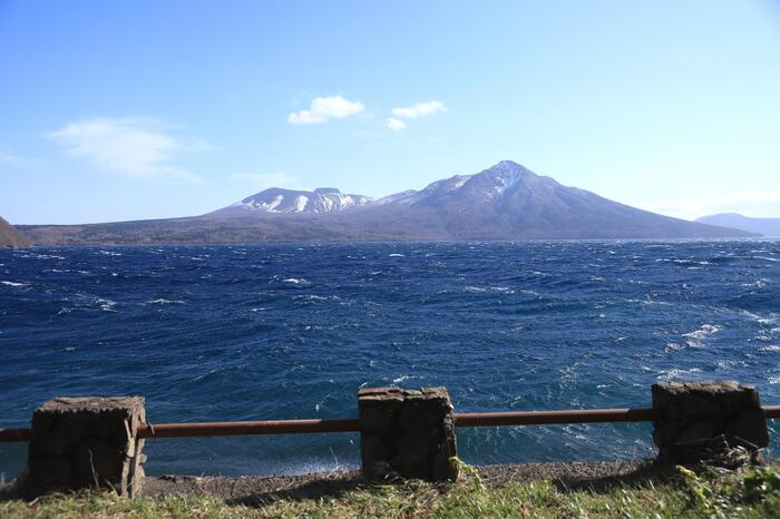 北海道　支笏湖外輪山　紋別岳　丸駒温泉旅館