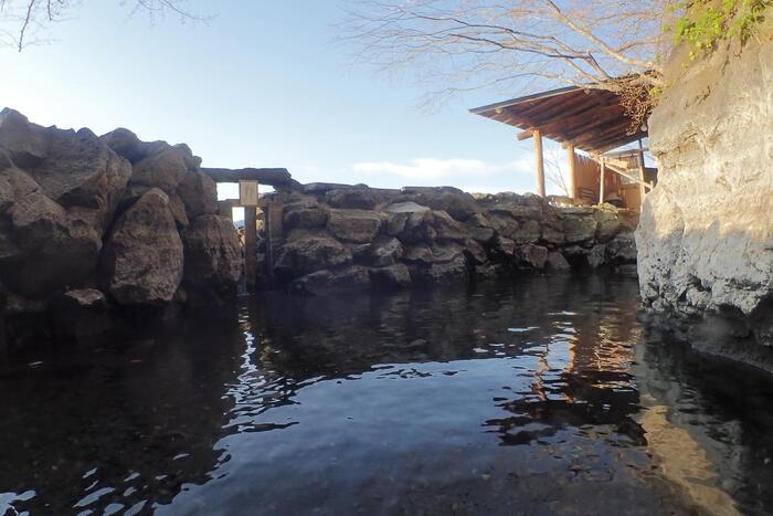 北海道　支笏湖外輪山　紋別岳　丸駒温泉旅館