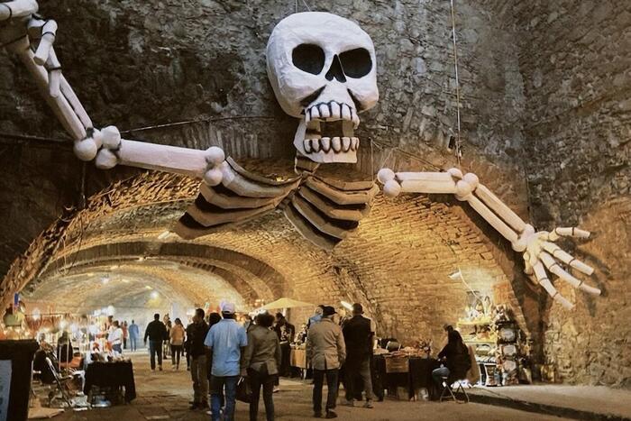 メキシコ　観光　グアナファト　死者の日　食べ歩き