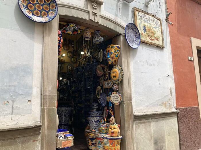 メキシコ　観光　グアナファト　死者の日　ショッピング