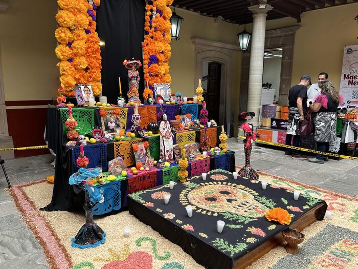 メキシコ　観光　グアナファト　リメンバーミー　死者の日