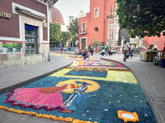 メキシコ　観光　グアナファト　リメンバーミー　死者の日