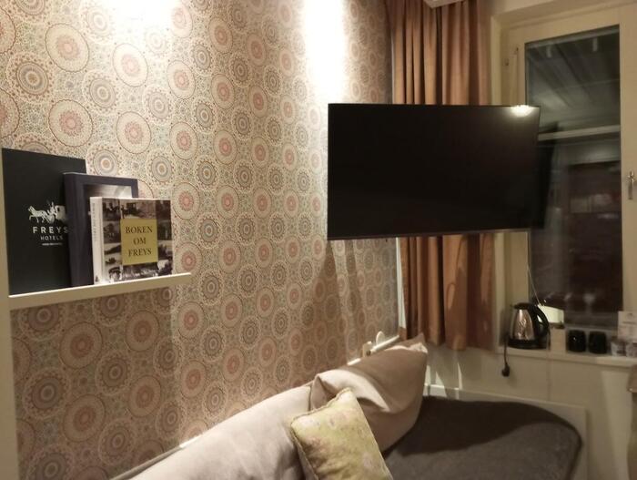 ストックホルム　1人旅　老舗ホテル　Freys Hotel　室内