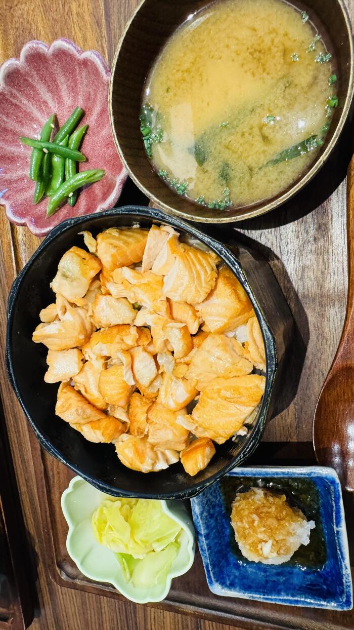 イタリア ミラノ グルメ　日本人シェフ　日本料理　Emoraya