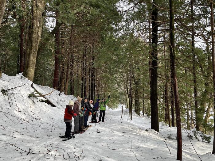 青森県  津軽海峡マグロ女子会　マグ女　ビバの森　スノーシュー