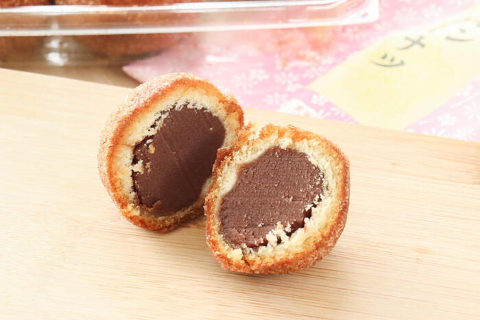 シナモンドーナツの断面