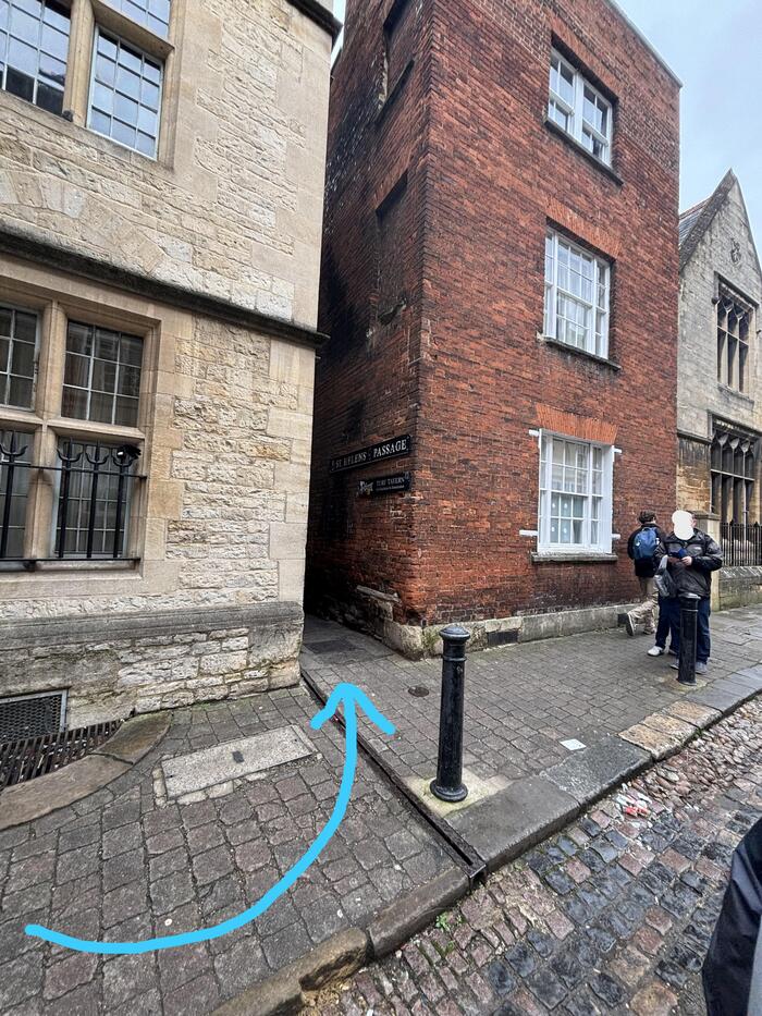 イギリス　オックスフォード　パブ　パブクロール　ターフ