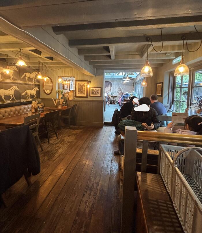 イギリス　オックスフォード　パブ　パブクロール　ターフ　