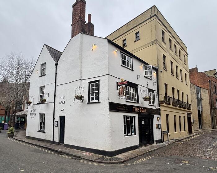 イギリス　オックスフォード　パブ　パブクロール　ベア