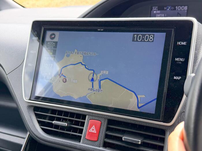 シヌグ堂バンタ　沖縄県　観光　穴場スポット　海　行き方