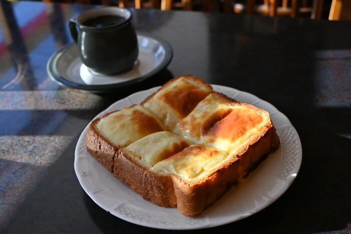 秋田県　大仙市　大曲　かたつむり　カフェ　喫茶　トースト