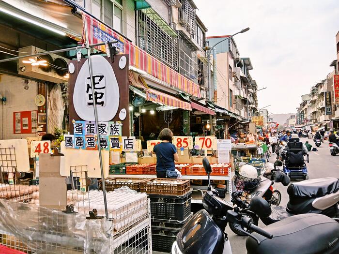 台湾レトロ体験＆台湾グルメ　観光　散策　市場