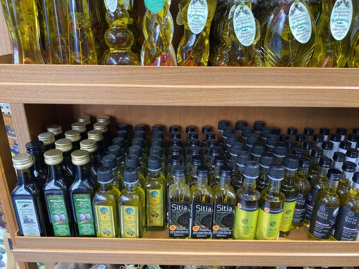 ギリシャ　観光　お土産　オリーブオイル