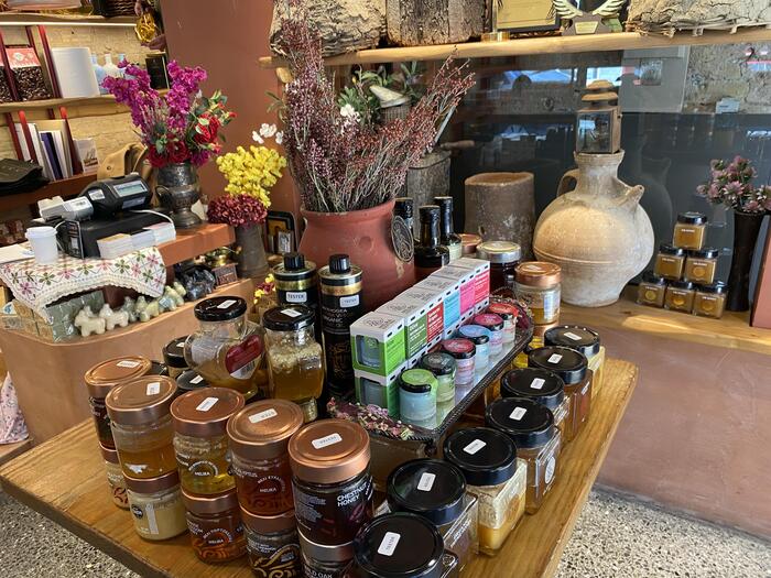 ギリシャ　観光　お土産　ハチミツ