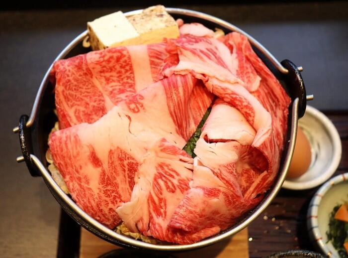 米沢牛のすき焼き