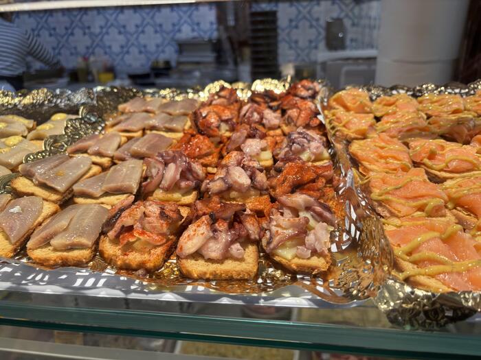 マドリード スペイン　観光 グルメ　ピンチョス