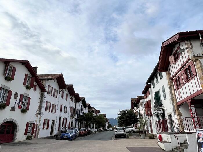 フランス　フレンチバスク　アイノア　観光