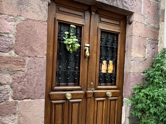 巡礼村サン＝ジャン＝ピエ＝ド＝ポー　観光　フランス　宿泊　フレンチバスク