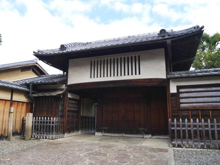 表千家「不審庵」の門