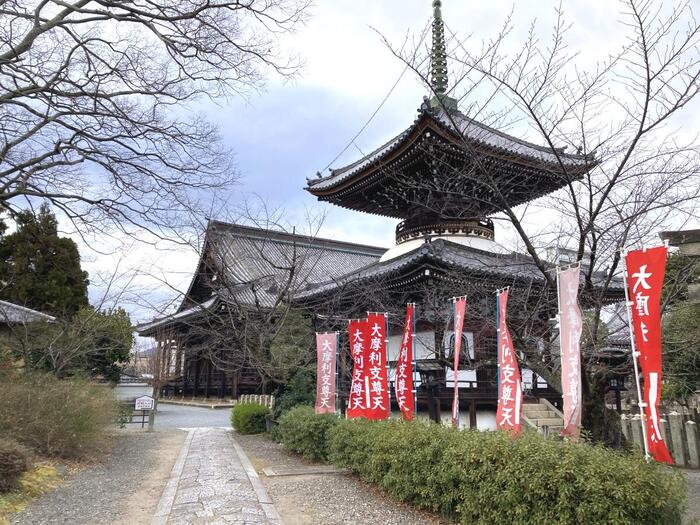 京都人の密かな愉しみ　観光　ロケ地　本法寺　石畳　多宝塔