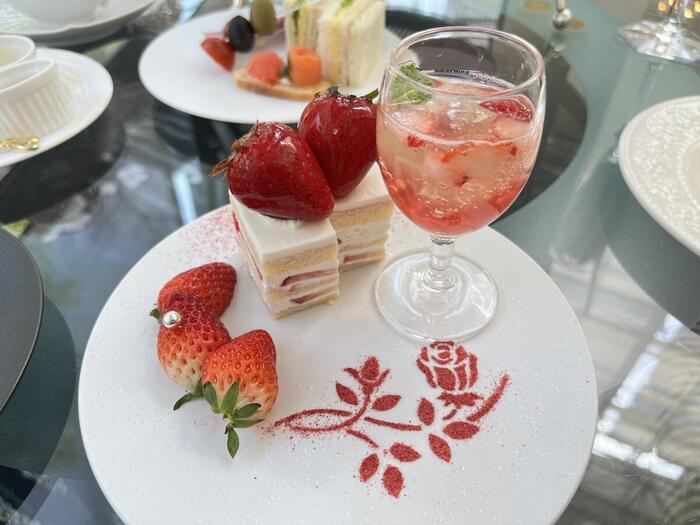 大阪　京都　観光　スイーツ　モデルコース　ウエスティン大阪　あまりんアフタヌーンティー