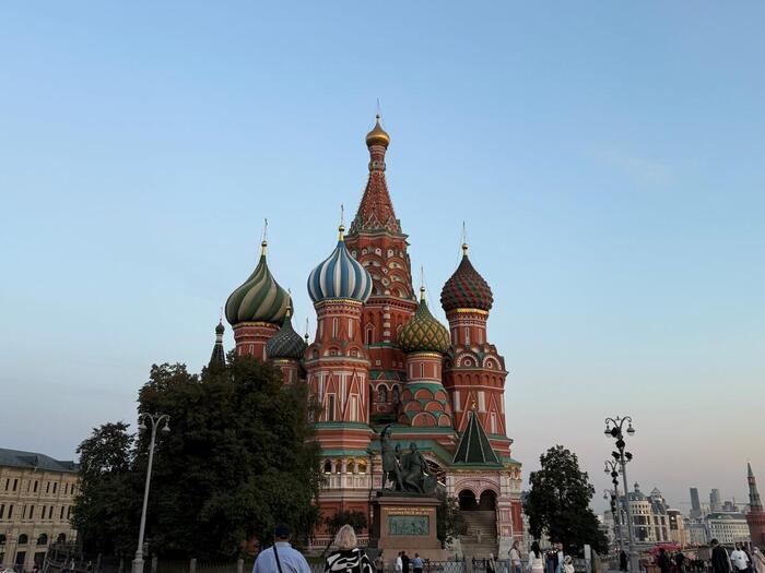 モスクワ　赤の広場　聖ワシリイ大聖堂　ロシア　観光
