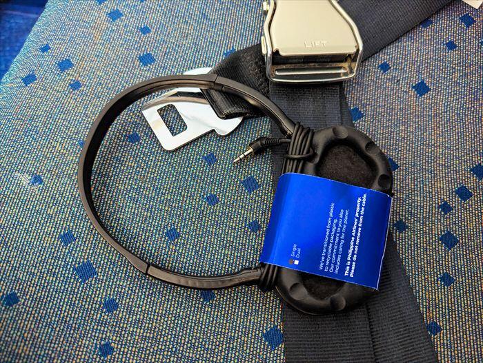 Philippine Airlines機内サービス　フィリピン　マニラ　羽田　飛行機