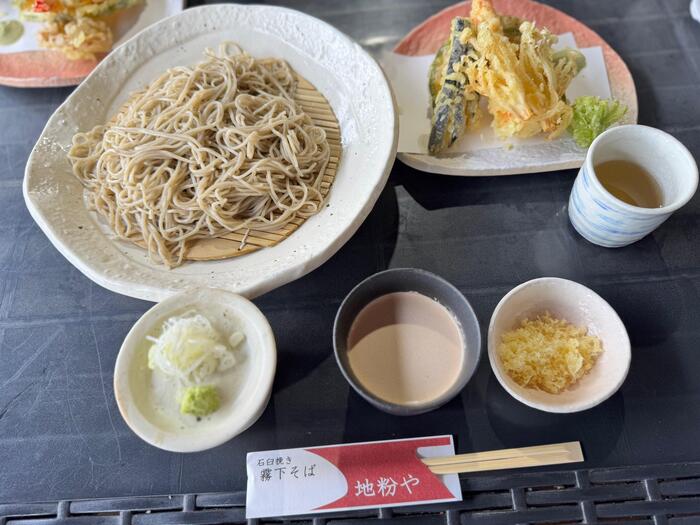 霜下そば地粉や