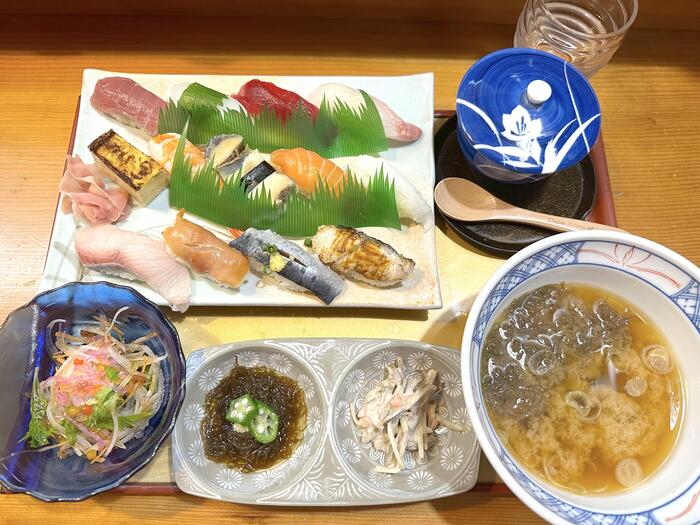 沖縄　穴場　観光　寿司処まつ田　グルメ　