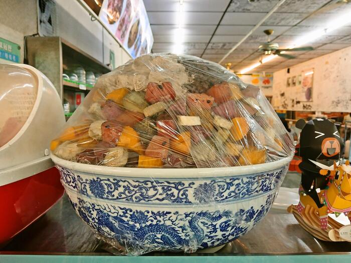 台湾・高雄の大きなかき氷の展示品