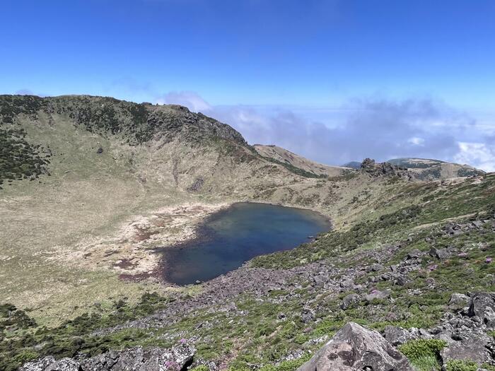 漢拏山山頂にある白鹿潭