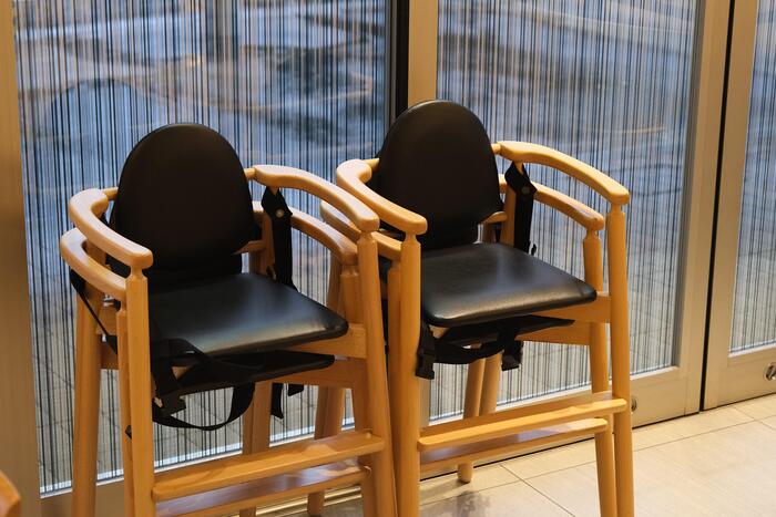 リッチモンドホテルの子供用チェアが重なっている様子