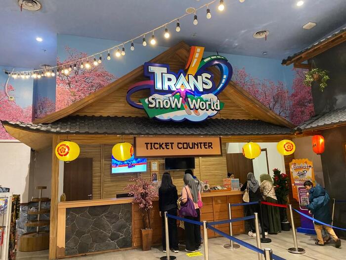 Trans Snow Worldのチケット売り場と入場ゲート