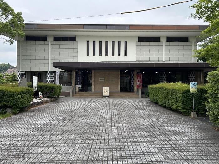 村山龍平記念館の入り口