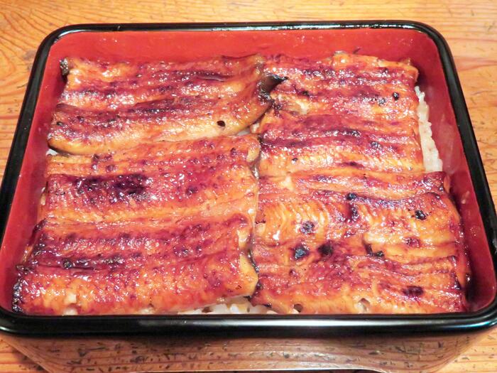 「中村家」の「うな重上」