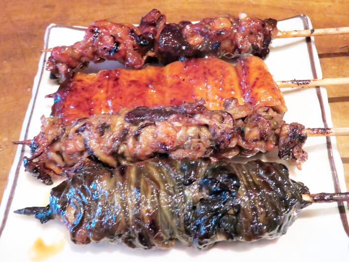 「せきの」の串焼き（つくね・短尺・ひれ焼き・きも焼き）