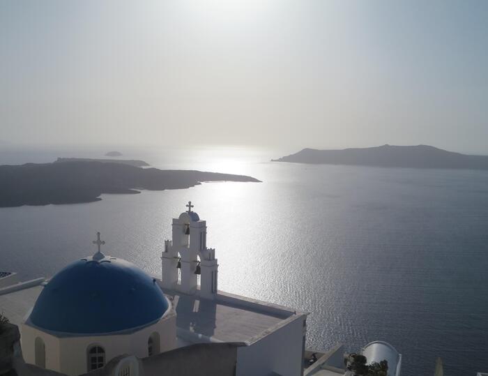 ギリシャ旅行のハイライト、サントリーニ島の風景