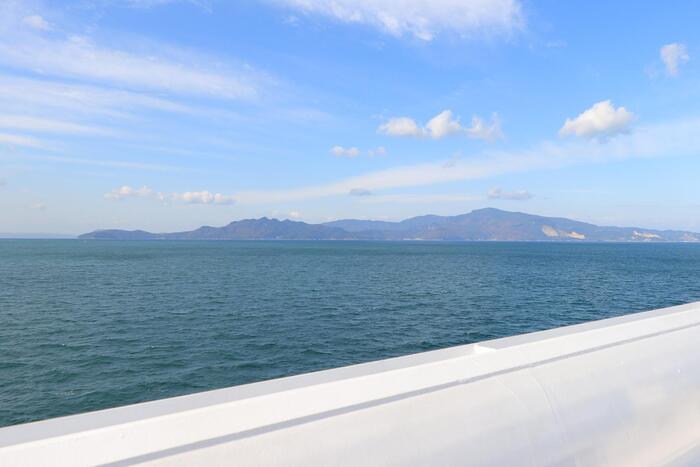 名古屋を始発で出発すれば、お昼には小豆島に到着