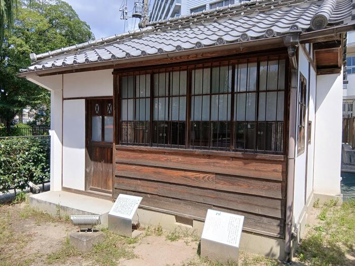 萩原朔太郎記念館の、これが朔太郎の書斎です
