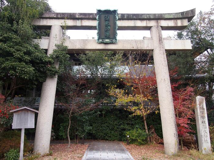 萩の名所でもある梨木神社。京都御苑の東側にあります。