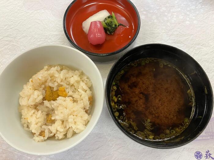 あかもく（海藻）の赤出汁