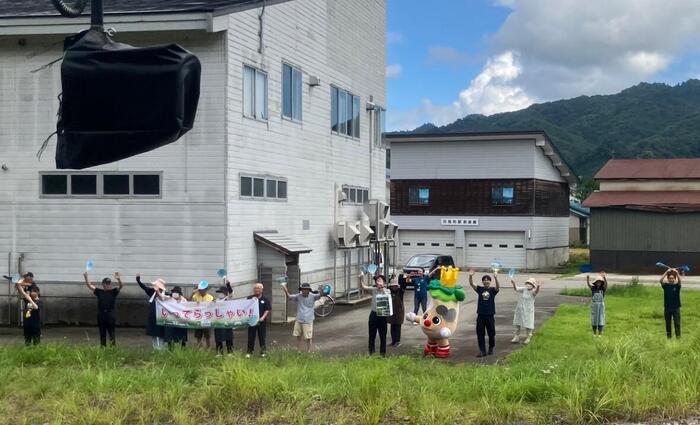 260725_只見駅_お見送り.jpg