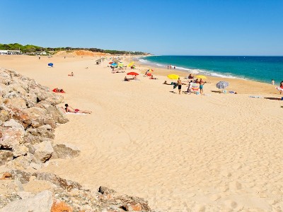 ビーチで過ごす ポルトガルの初夏 たびこふれ